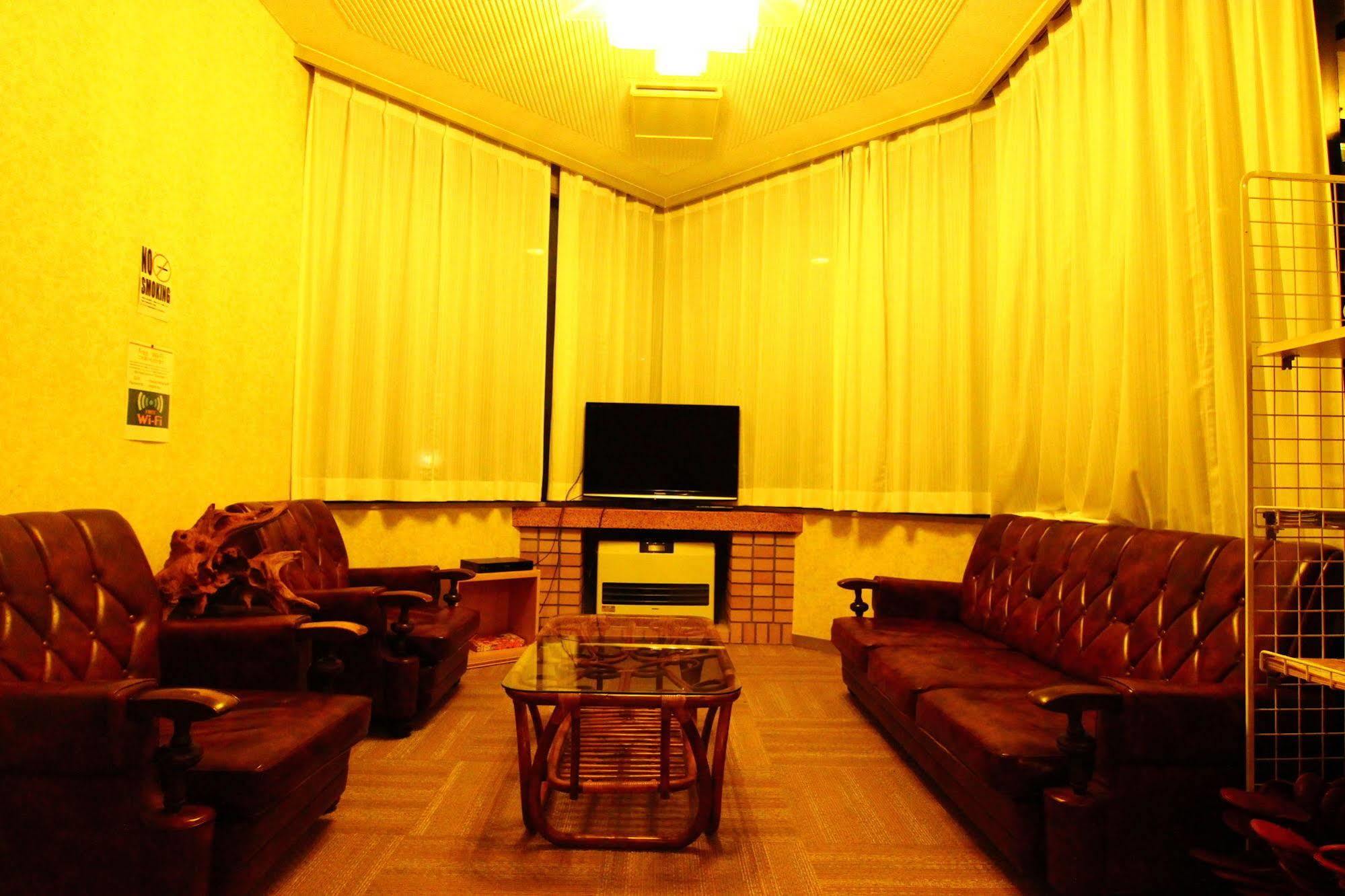 יוזאווה Hotel Utopia מראה חיצוני תמונה